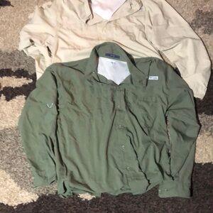 2 Men's Green and Beige Columbia shirts long sleeve button down Nice